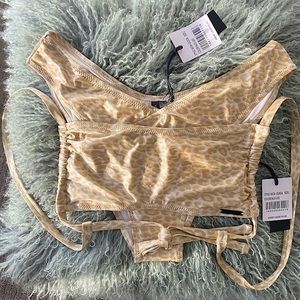 Kendall + Kylie Two Piece Swimsuits Bikini Bathing suit Color:Nude Leo Large